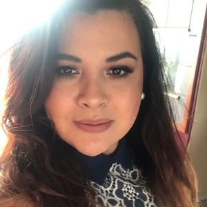 Meet your Posher, Araceli